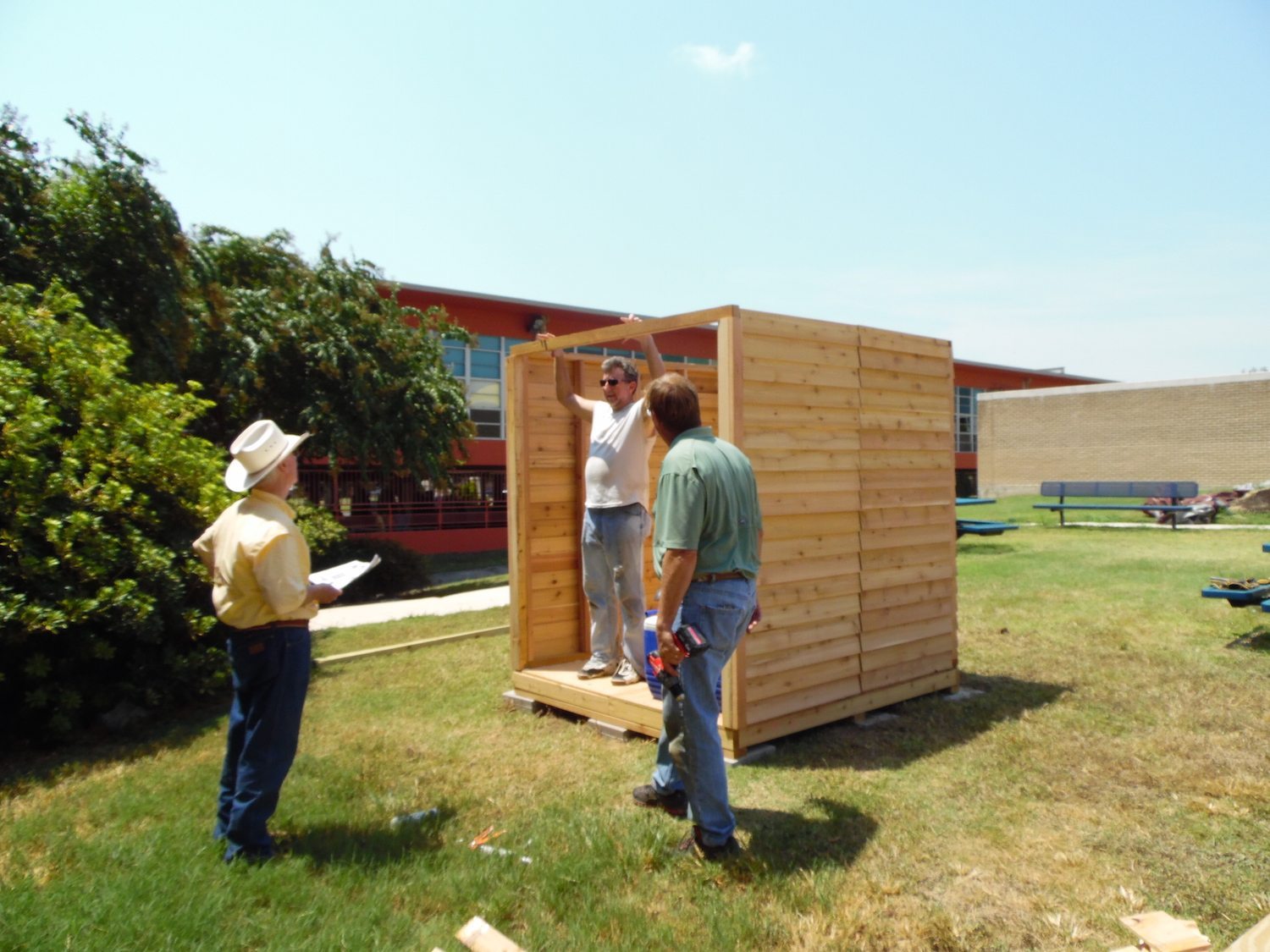 Featured image for “Growing a Healthier Community: Colonial Hills Elementary”